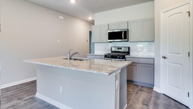 X40D Denton BL Grey - 116 Broussard Hill | Image 5