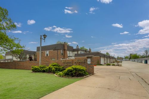 7821 Old Hickory Ln, Oklahoma City, OK, 73116-3009 | Card Image