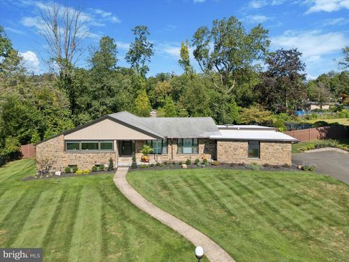 1641 Chattin Rd, Laverock, PA, 19038-7119 | Card Image