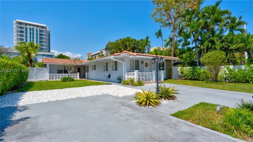 3611 Sw 23rd St, Miami, FL, 33145-3020 | Card Image