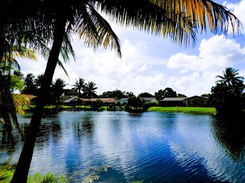 10402 Nw 5th Mnr, Plantation, FL, 33324-1635 | Card Image