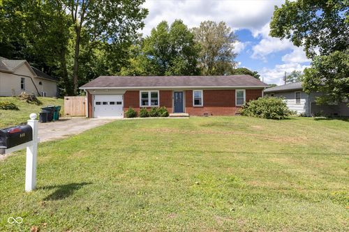 840 Kentucky St, Danville, IN, 46122-9256 | Card Image