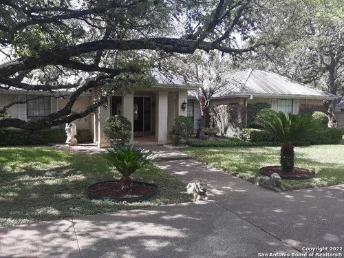 98 Long Bow Rd, Shavano Park, TX, 78231-1244 | Card Image