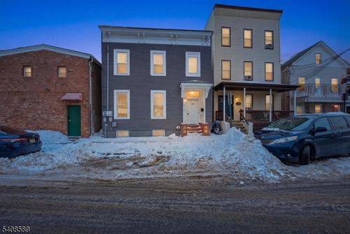 206 Clark Pl, Elizabethport, NJ, 07206-2017 | Card Image