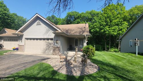 1374 Field Creek Cir, Victoria, MN, 55386-9547 | Card Image