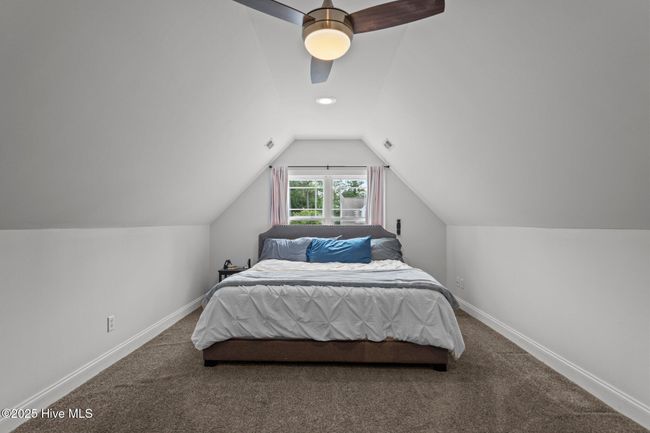 111 Fieldcrest Dr, House other with 4 bedrooms, 3 bathrooms and 4 parking in Hampstead NC | Image 37