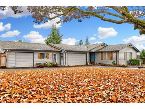 610 E Heintz St, Molalla, OR, 97038 | Card Image
