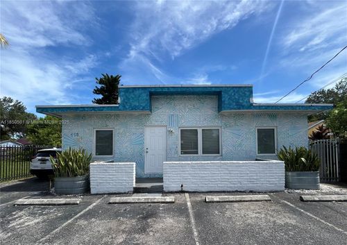 apt-110-110 Ne 56th St, Miami, FL, 33137-2430 | Card Image