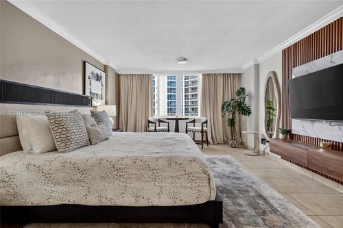 1123-19201 Collins Ave, Sunny Isles Beach, FL, 33160-2202 | Card Image