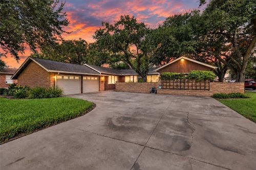 1605 Roosevelt Boulevard, Alice, TX, 78332 | Card Image