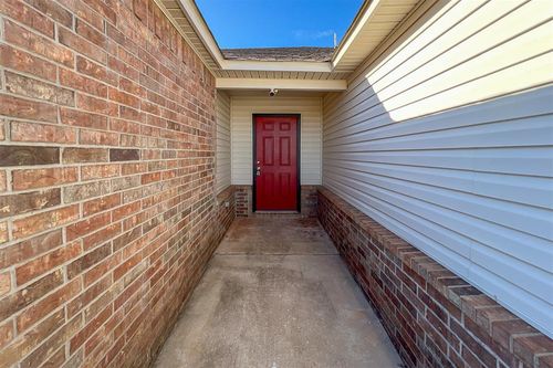 4401 Windgate West Rd, Oklahoma City, OK, 73179-3048 | Card Image
