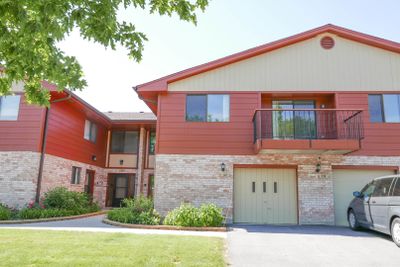 768 - 768 Whalom Lane, Condo with 2 bedrooms, 2 bathrooms and 1 parking in Schaumburg IL | Image 1