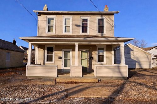 46 Swamp St, Beaver Meadows, PA, 18216 | Card Image