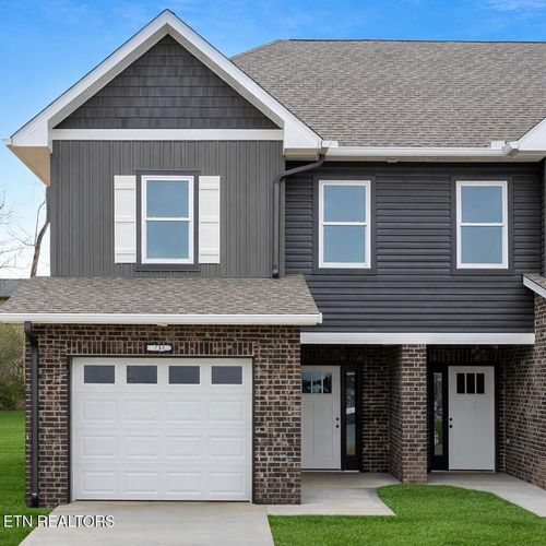 713 Haig St, Maryville, TN, 37801-3887 | Card Image