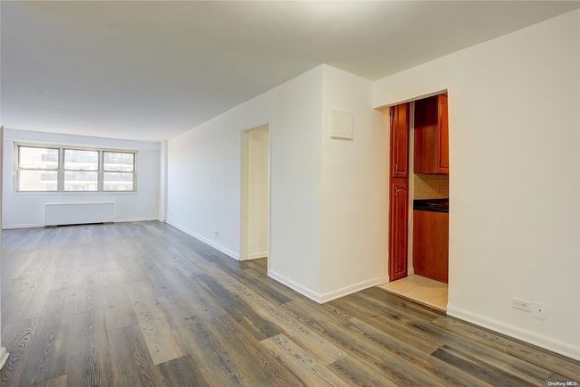 APT-18A - 102-10 66 Th Rd, Home with 1 bedrooms, 1 bathrooms and null parking in Forest Hills NY | Image 4