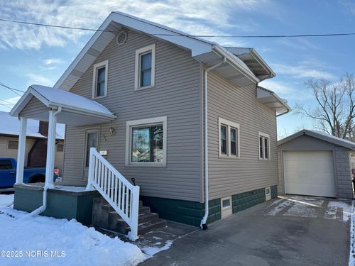 304 E Court St, Montpelier, OH, 43543-1608 | Card Image