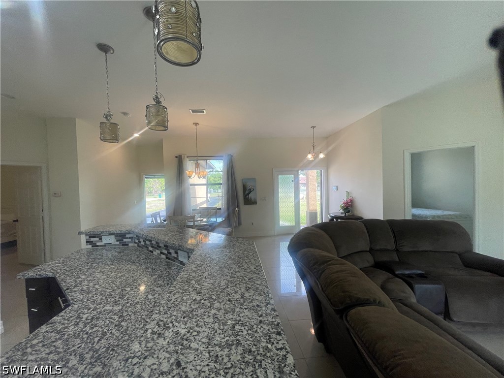 Residential in Naples 3