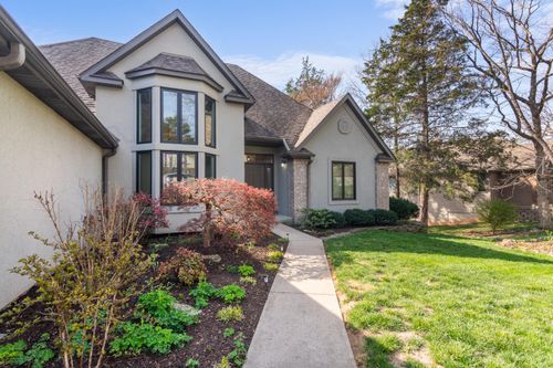 917 Silver Bluff Cir, Branson West, MO, 65737-9608 | Card Image