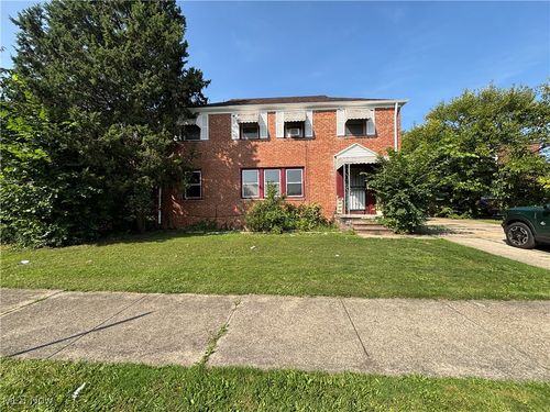 3264 E 149th St, Cleveland, OH, 44120-4236 | Card Image