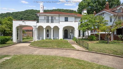 2406 Kanawha Boulevard E, House other with 4 bedrooms, 2 bathrooms and null parking in Charleston WV | Image 1