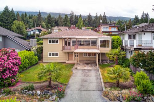 1530 Nelson Ave, West Vancouver, BC, V7V2P2 | Card Image