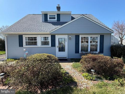 583 Arbor Rd, MORRISVILLE, PA, 19067-7501 | Card Image