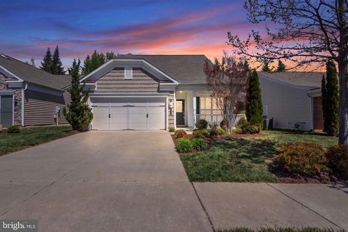 33 Denison St, FREDERICKSBURG, VA, 22406-5457 | Card Image