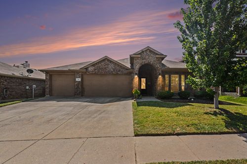 231 Orbit Dr, Lavon, TX, 75166-1872 | Card Image