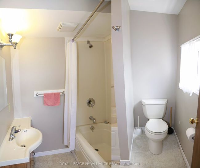 118 Front St W, House other with 15 bedrooms, 8 bathrooms and 12 parking in Hastings ON | Image 31