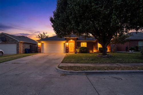 1017 Aaron Dr, Burleson, TX, 76028-8127 | Card Image