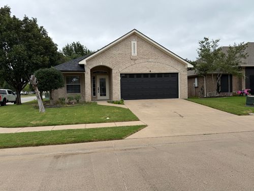 1001 Roberts Bend Ct, Granbury, TX, 76048-1453 | Card Image