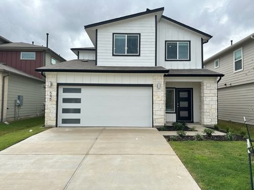 545 Wilshire Rd, San Marcos, TX, 78666-5639 | Card Image