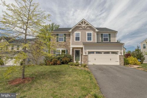 12760 Manor Hall Ct, BRISTOW, VA, 20136-2901 | Card Image