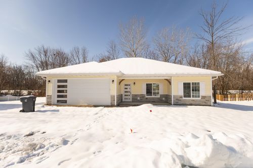 1817 Ronda Ct, MOBERLY, MO, 65270-3801 | Card Image