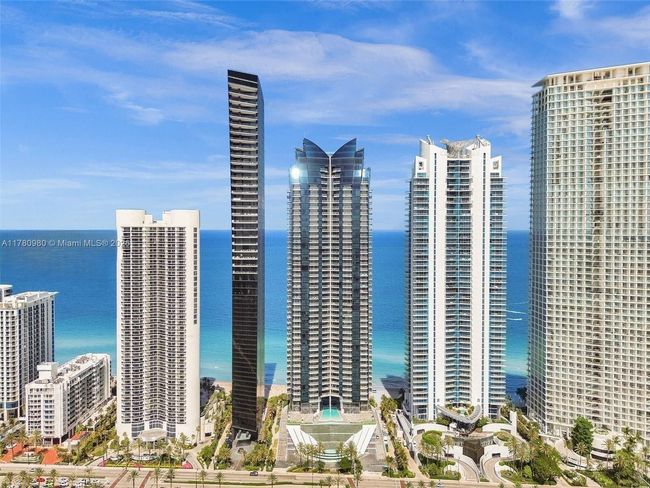 APT-1507 - 17001 Collins Ave, Condo with 1 bedrooms, 2 bathrooms and null parking in Sunny Isles Beach FL | Image 16