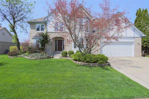 46349 Coachwood Dr, Shelby Township, MI, 48315-5638 | Card Image