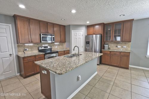 15778 Spotted Saddle Cir, JACKSONVILLE, FL, 32218-7979 | Card Image