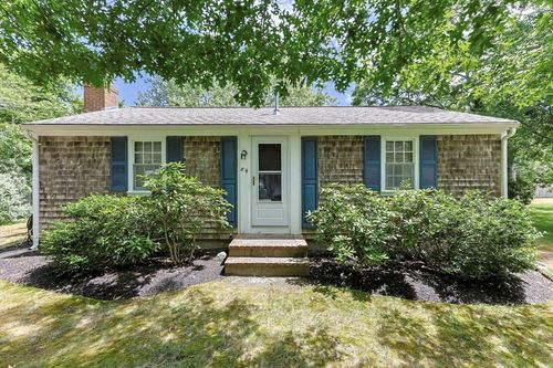 84 Iroquois Blvd, West Yarmouth, MA, 02673-5029 | Card Image