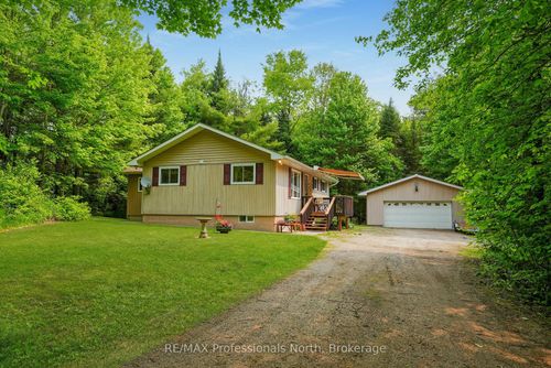 3072 Gelert Rd, Minden, ON, K0M2K0 | Card Image