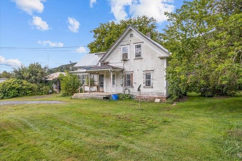 8 Buffalo St, Hardwick, VT, 05843-7029 | Card Image