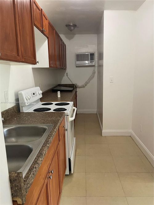 3-1180 Ne 160th Ter, North Miami Beach, FL, 33162-5412 | Card Image