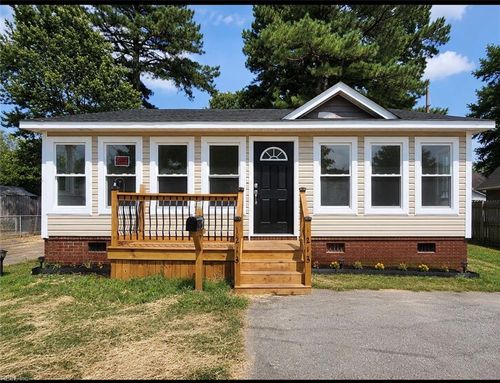 1213 Cavalier Blvd, Portsmouth, VA, 23701-3239 | Card Image
