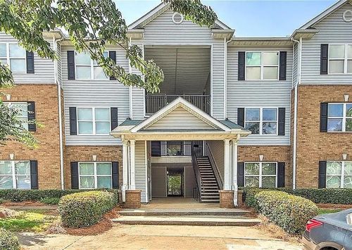 6202 Fairington Ridge Cir, Lithonia, GA, 30038-5603 | Card Image
