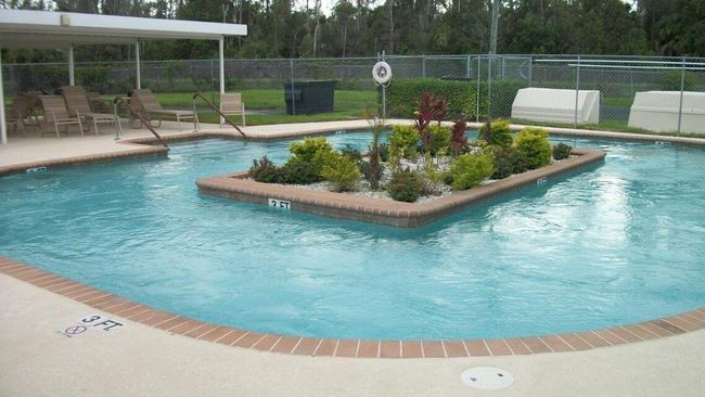 110 Sheffield E, Condo with 2 bedrooms, 2 bathrooms and null parking in West Palm Beach FL | Image 22