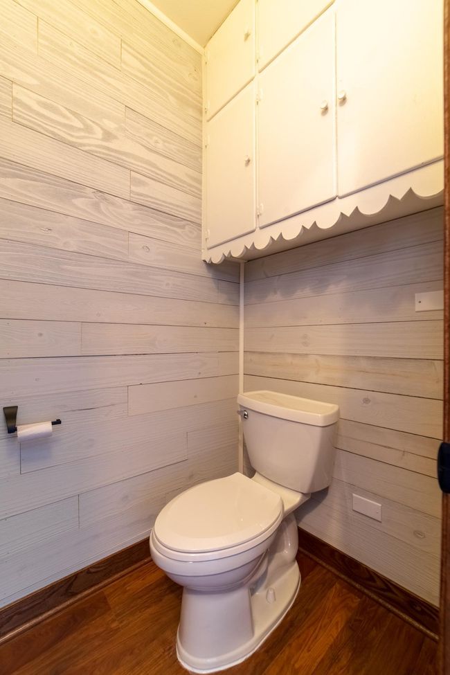 main level bathroom | Image 16