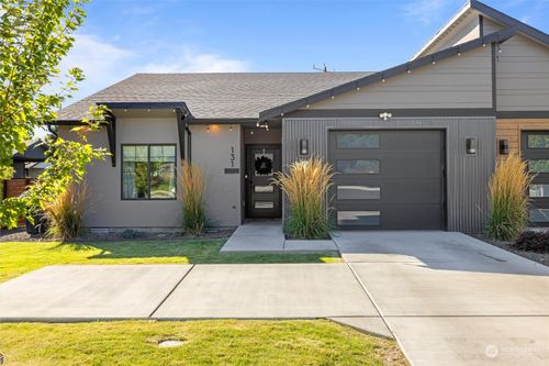 131 Sonoma Pl, Walla Walla, WA, 99362-7016 | Card Image