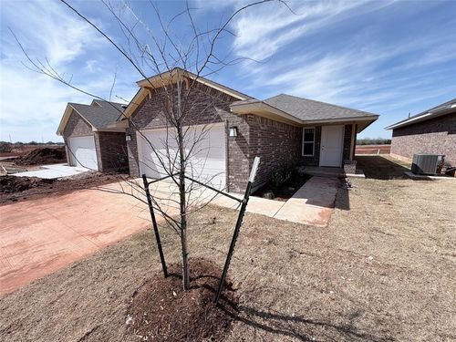 19633 Ferris Dr, Edmond, OK, 73012 | Card Image