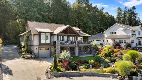 5651 Whitehorn Way, Blaine, WA, 98230-9658 | Card Image