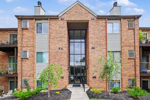 5985 Meadow Creek Dr, Milford, OH, 45150-5577 | Card Image