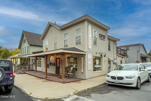 20 Washington St, Ballston Spa, NY, 12020-1755 | Card Image